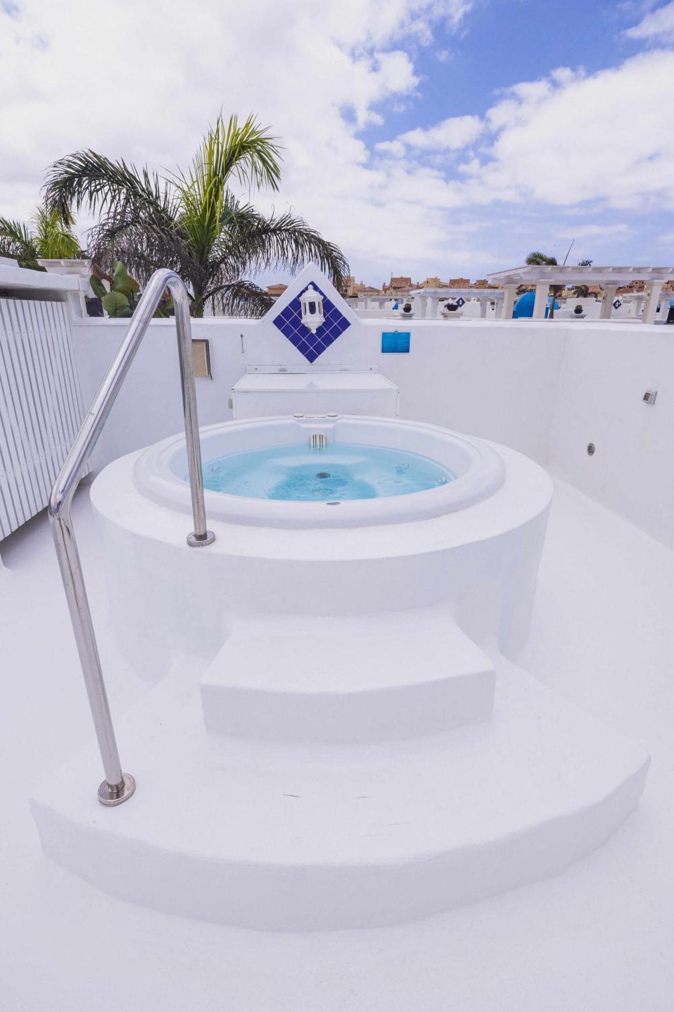 Villa Tiguaro Piscina Climat Jacuzzy Ac Villa 9 12 Κοραλέχο Εξωτερικό φωτογραφία